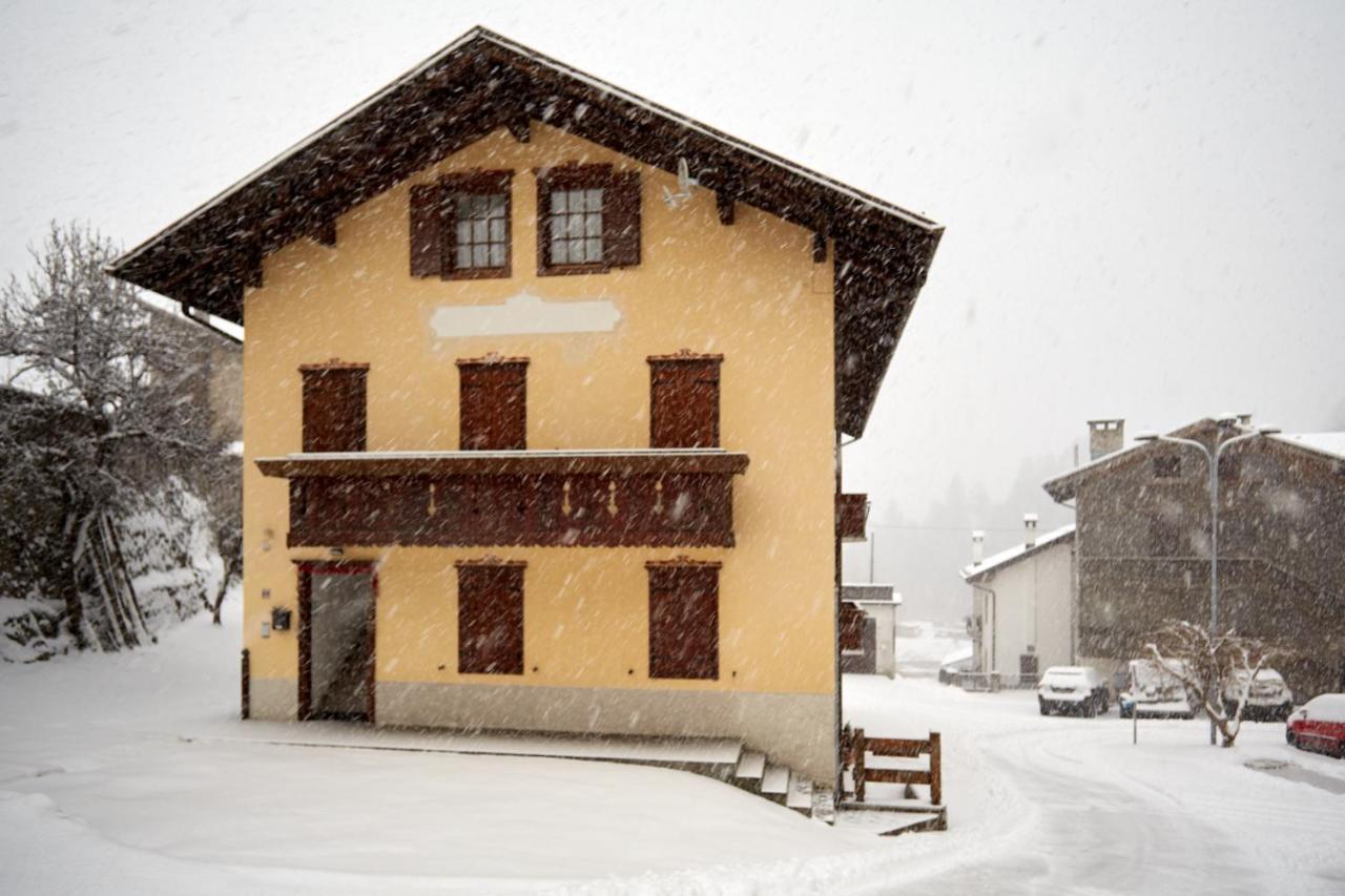 Hotel Casa Cadore Lozzo Cadore Exterior foto