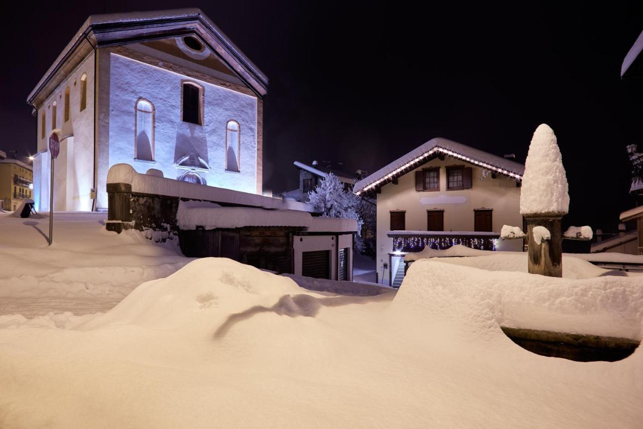 Hotel Casa Cadore Lozzo Cadore Exterior foto